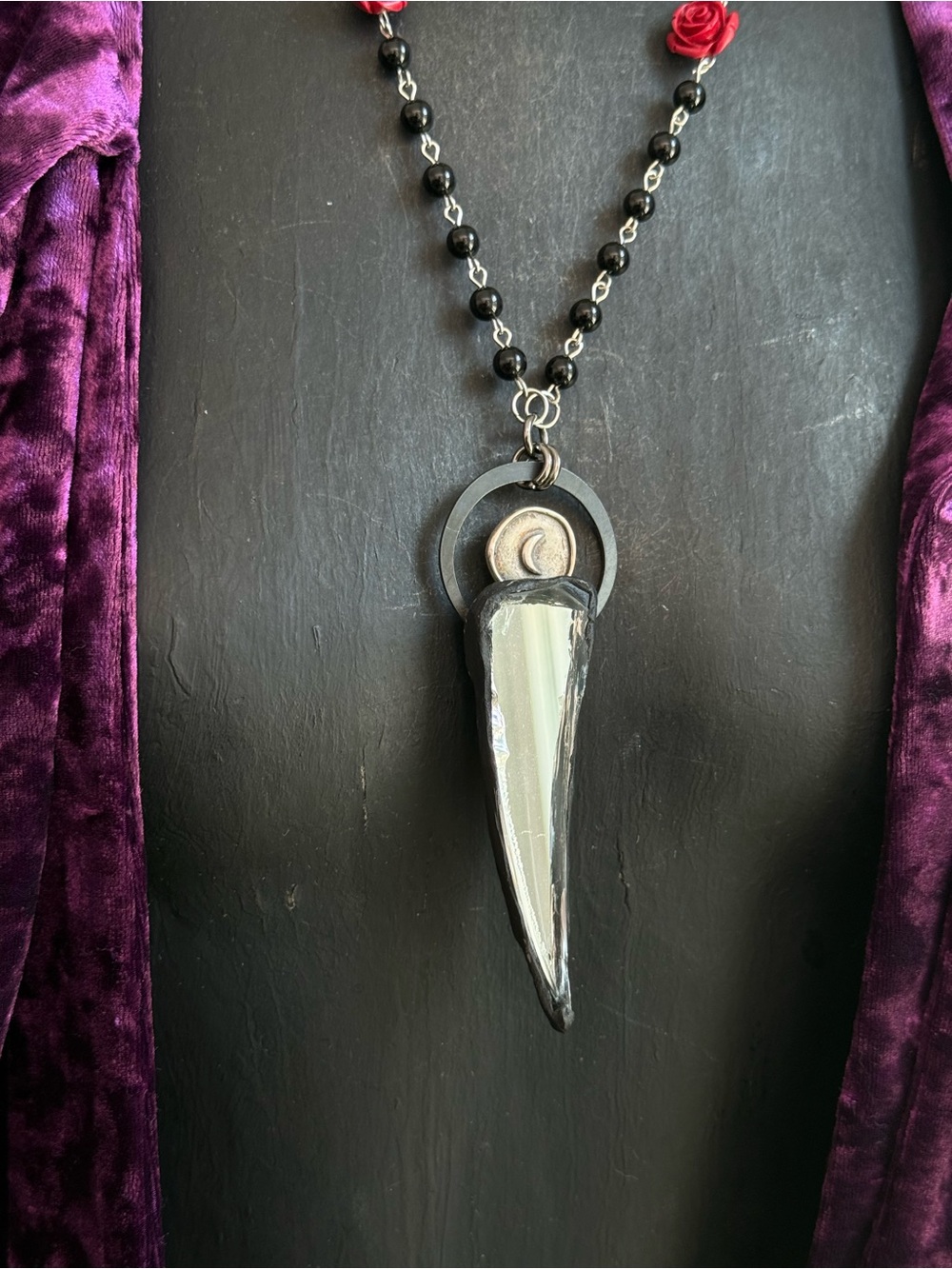 Black Beaded Necklace with Red Rose Accents and broken mirror shard gothic boho - Picture 4 of 11